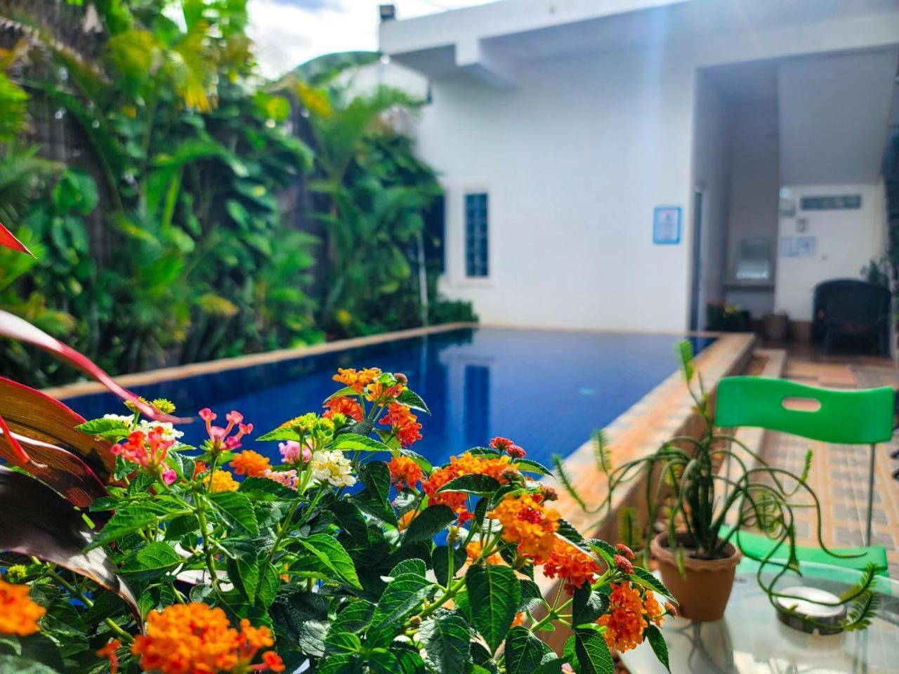Bed & Bedzzz Pansiyon Siem Reap Dış mekan fotoğraf