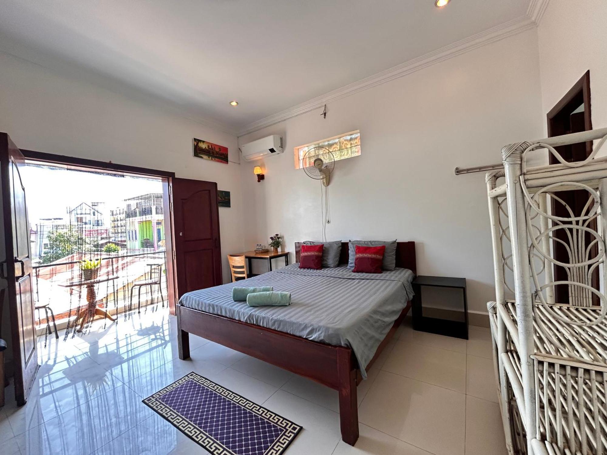 Bed & Bedzzz Pansiyon Siem Reap Dış mekan fotoğraf
